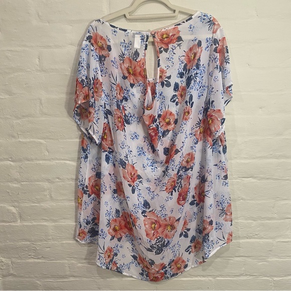 Torrid Sheer Floral Top - Picture 4 of 6